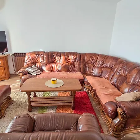 Apartment Stan Na Dan Centar 2 *
