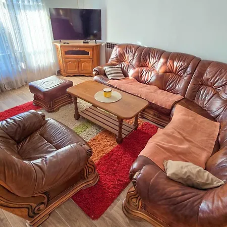 Stan Na Dan Centar 2 Apartment