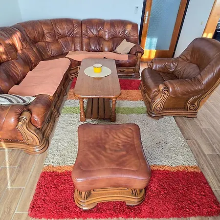 Apartment Stan Na Dan Centar 2