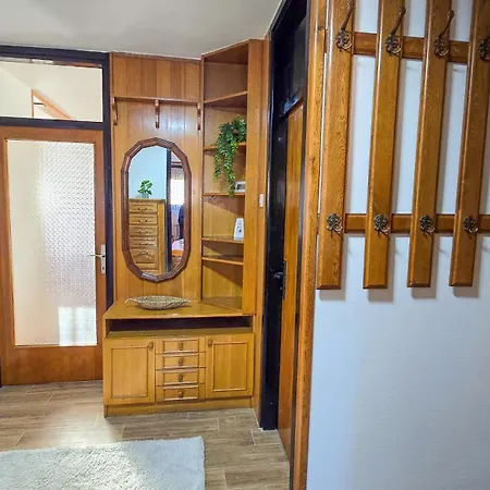 Stan Na Dan Centar 2 Apartment