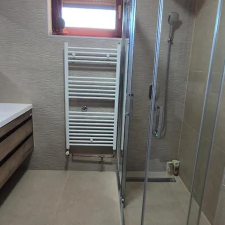 Center Heritage Two-bedroom *